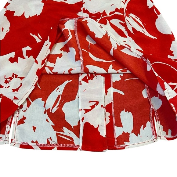 Vintage Silk Red & White Floral Mini Skirt With Buttons - Picture 16 of 16